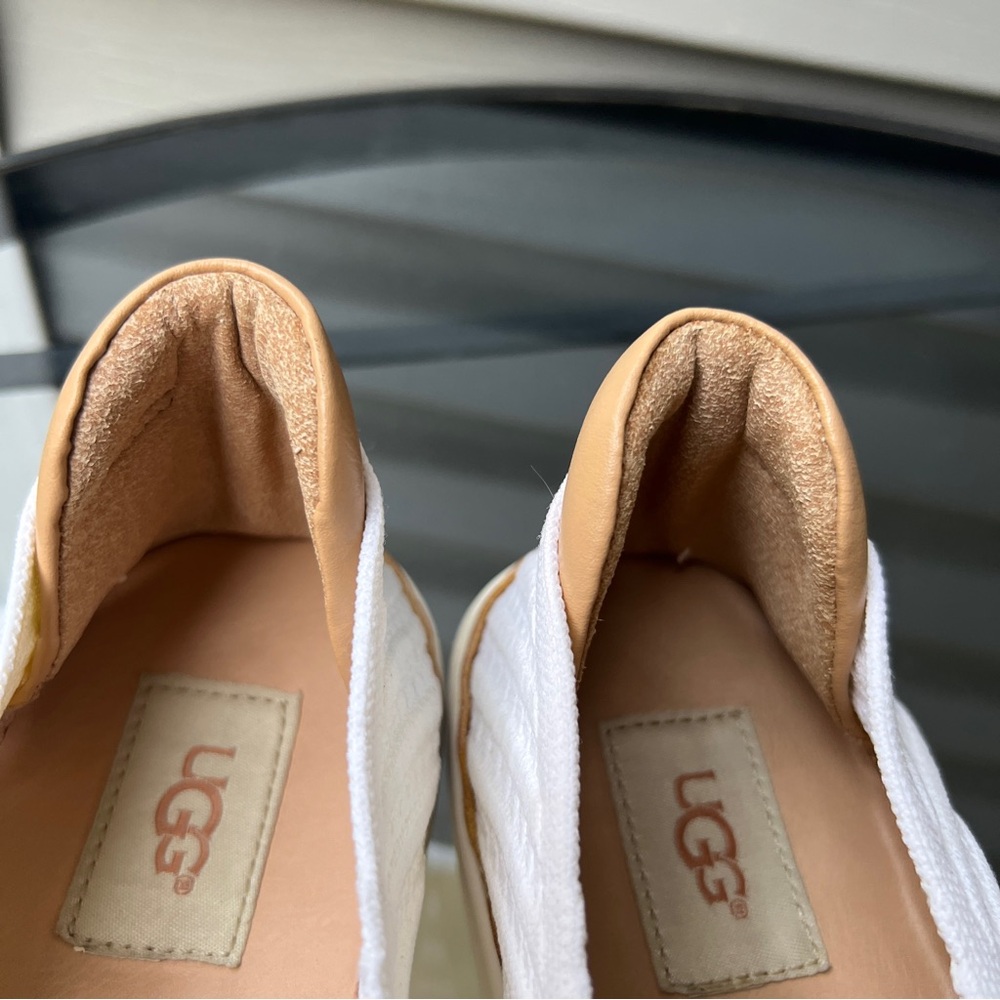 UGG White and Tan Flats - Picture 6 of 16